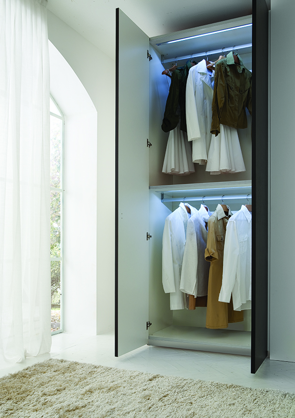 LUCE LED encastrado inclinado armario